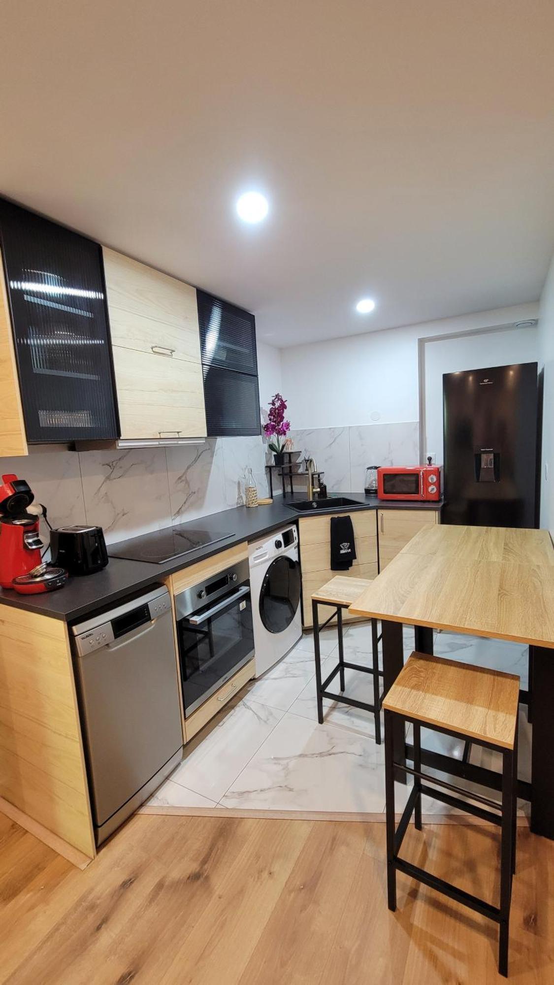 Cosy Apartment Kremlin Bicetre Metro Station ル・クルムラン・ビセートル エクステリア 写真